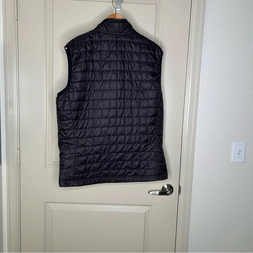 Patagonia Nano Puff Vest Color Black SuperMicro Size Large STY 84242 - Picture 15 of 16